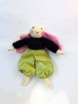 hase nr. 01 — 04